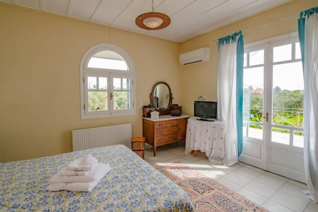 The Cottage House Romirion ภายนอก รูปภาพ